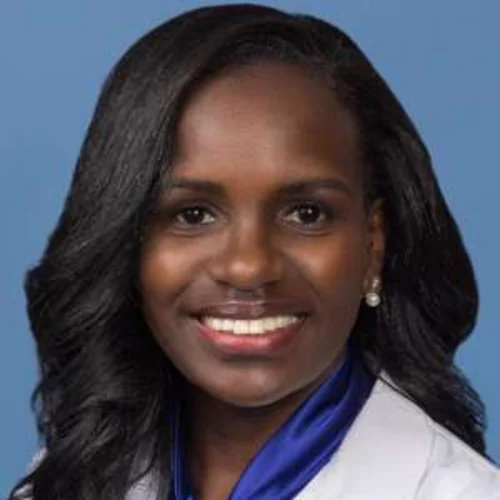 Headshot of Estelle Everett